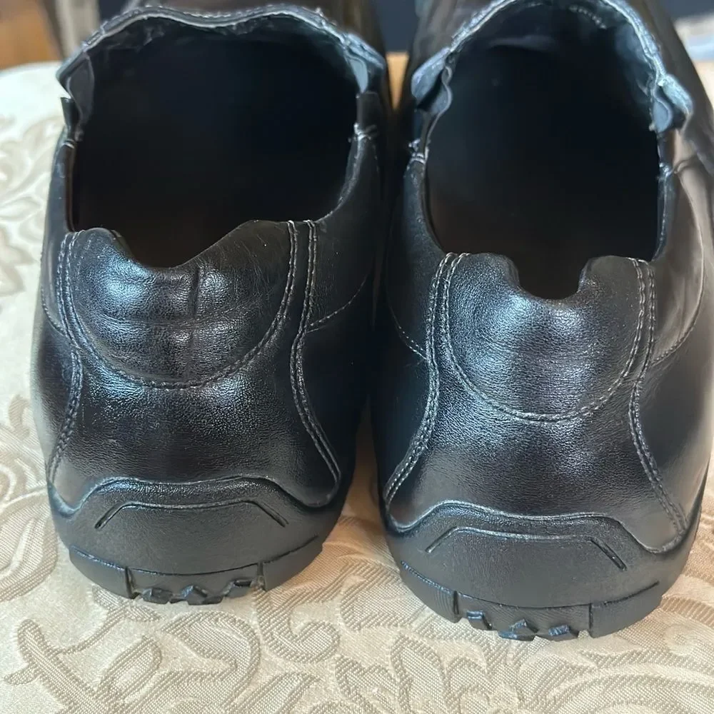 Aldo’s Men’s size 10 slip on dress shoe